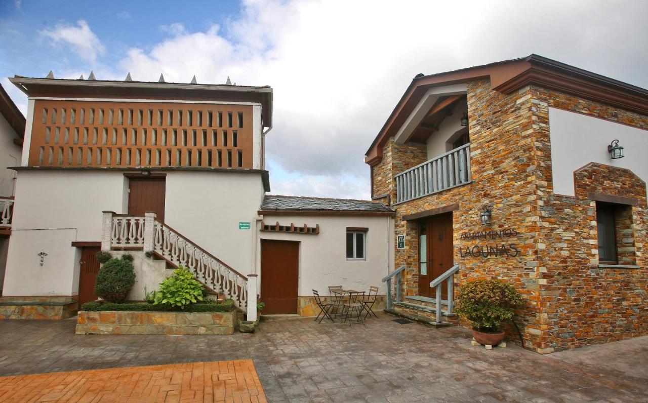 Apartamentos lagunas Castropol Exterior foto
